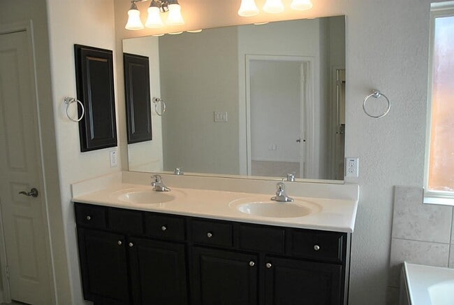 Photo - 4215 Canton Crest Dr