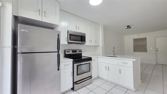 Photo - 2575 SW 27th Ave Unidad 105