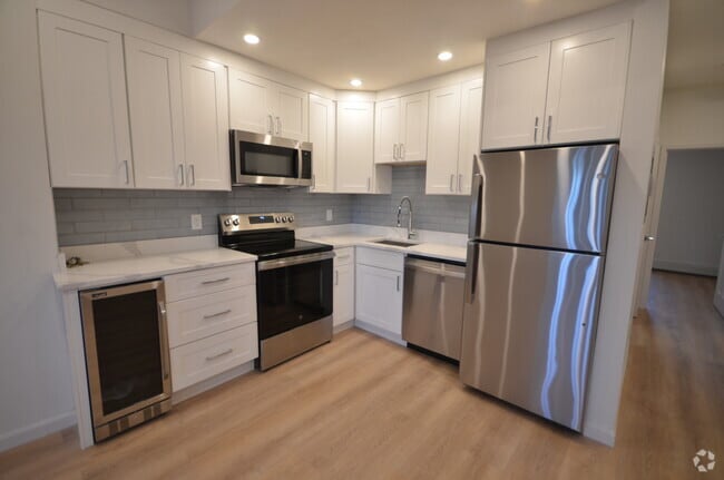 Building Photo - 518 Massachusetts Ave Unit 1 Rental