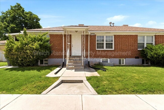 Building Photo - 2709 Gramercy Ave