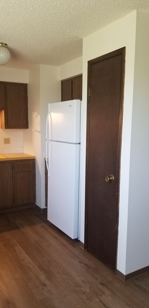 Photo - 345 NW Thomas St Unidad B