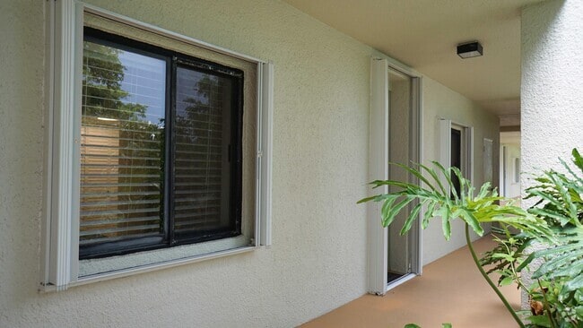 Building Photo - 2500 Presidential Way Unit 103 Rental