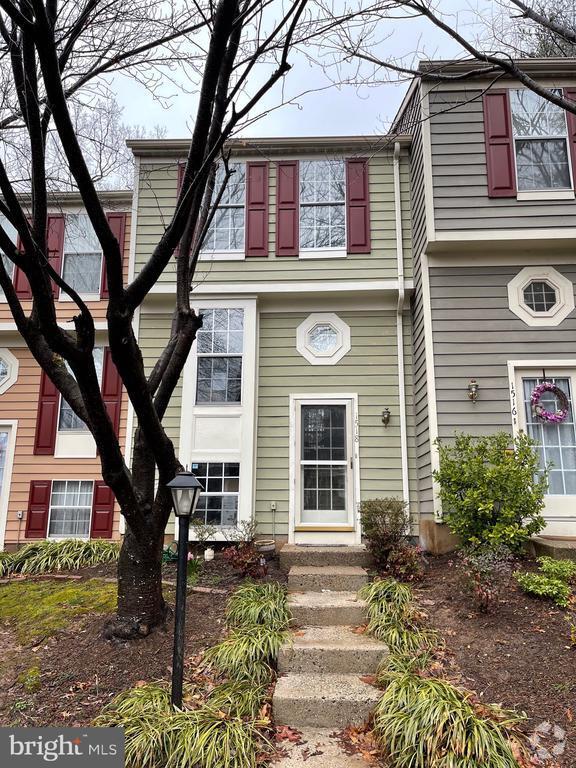 Building Photo - 1518 Woodcrest Dr Rental
