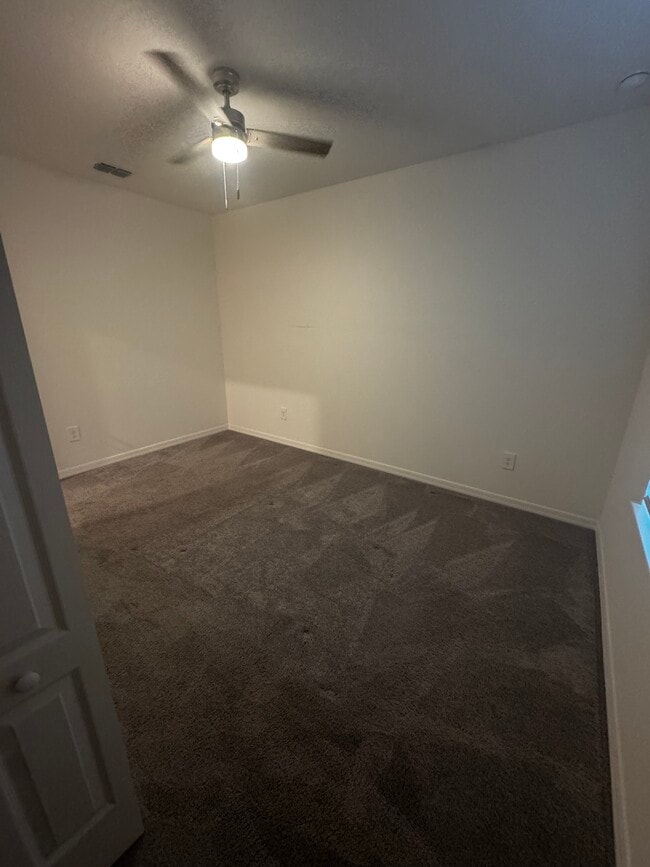 Photo - 1811 SE Sandia Dr