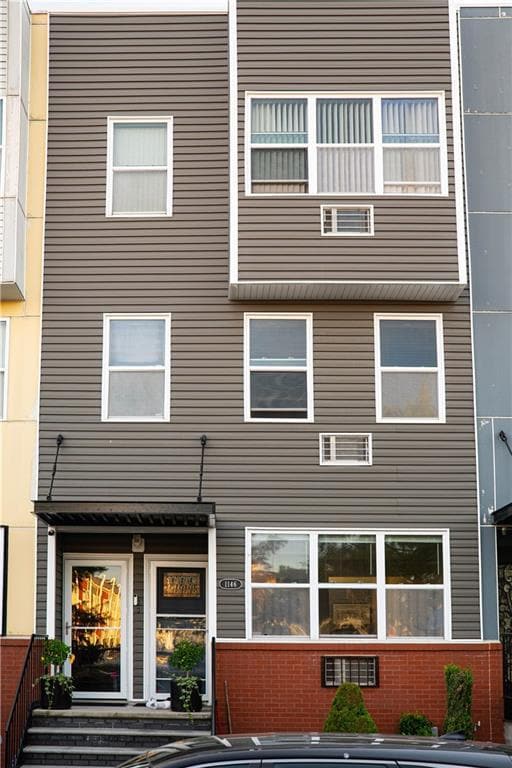 Photo - 1146 Essex St Unidad 1