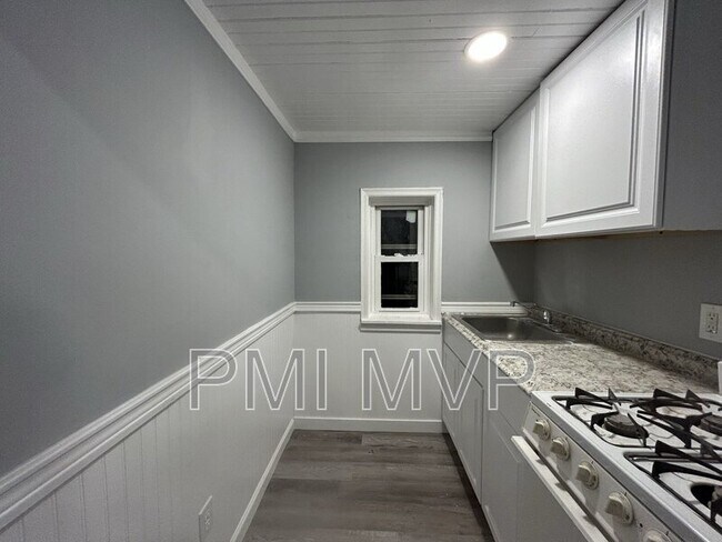 Photo - 4216 Broadway Unidad 3