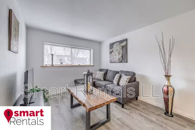 Photo - 3844 Park Ave