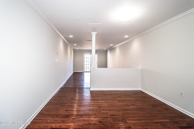 Photo - 105 Adamecs Way Unit 105