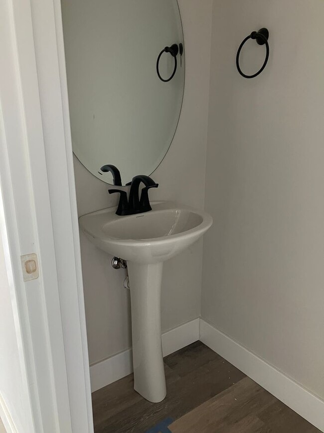 Photo - NEW 3 bed/2.5 bath townhome rentals in SPRING GROVE SCHOOL DISTRICT - LEASING SPECIALS