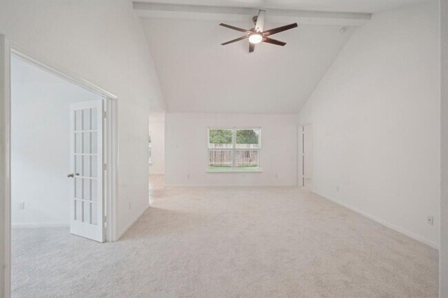 Photo - 1904 Fairbanks Dr