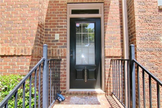Photo - 1660 Jardin Ct
