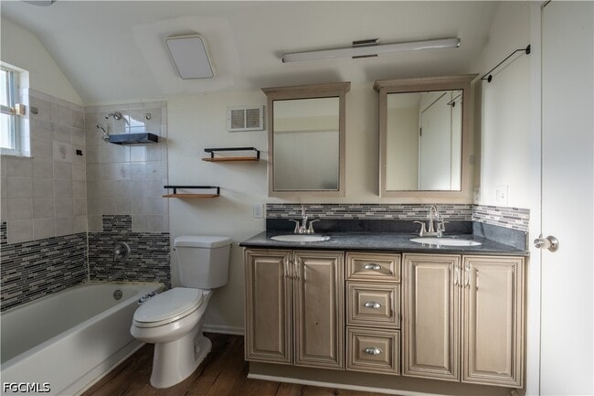 Photo - 4323 7th St W