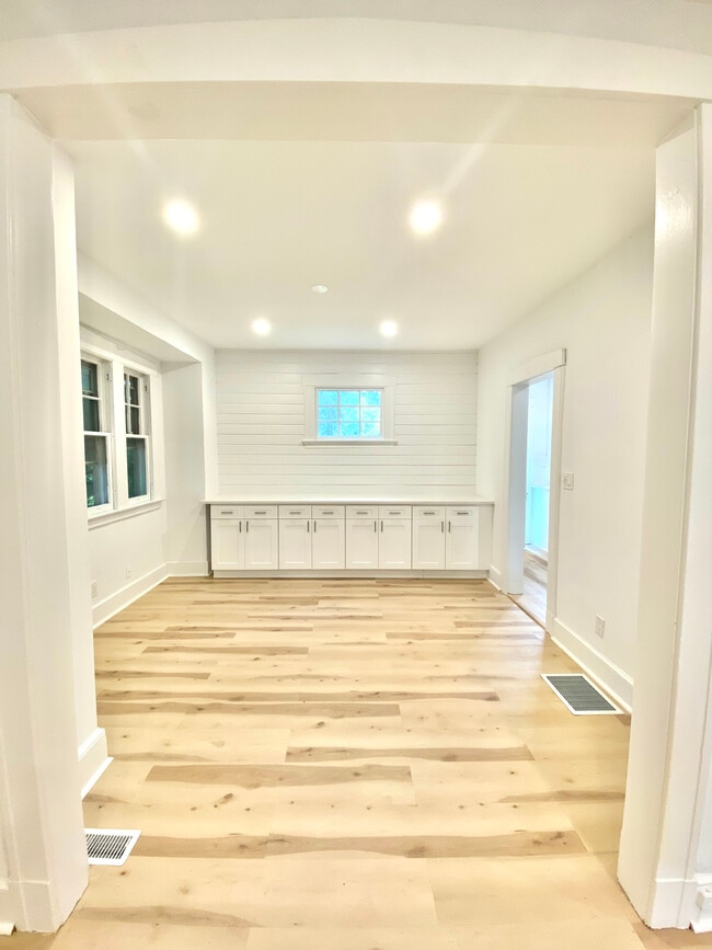 Photo - 25 Beecher Pl