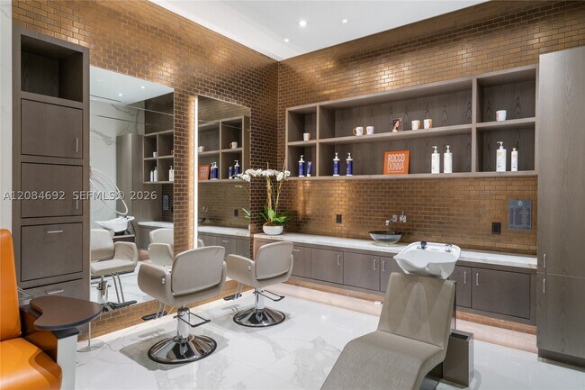 Building Photo - 9349 Collins Ave Unit 1004