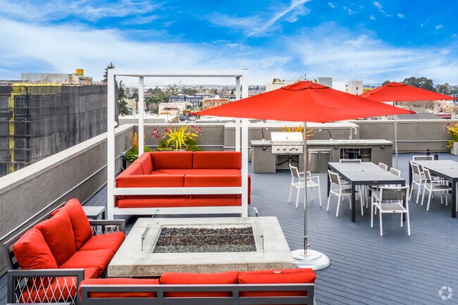Rooftop Lounge
