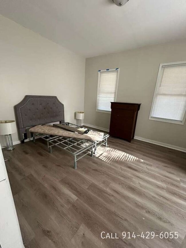 Photo - 206 S 9th Ave