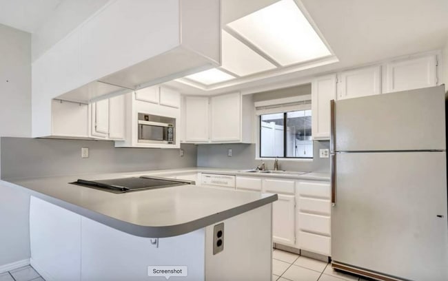 Photo - Quiet Living Meets Convenience – 3 Bed Home in Sandy, UT!