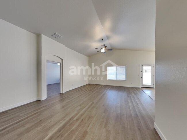 Photo - 12730 W Catalina Dr