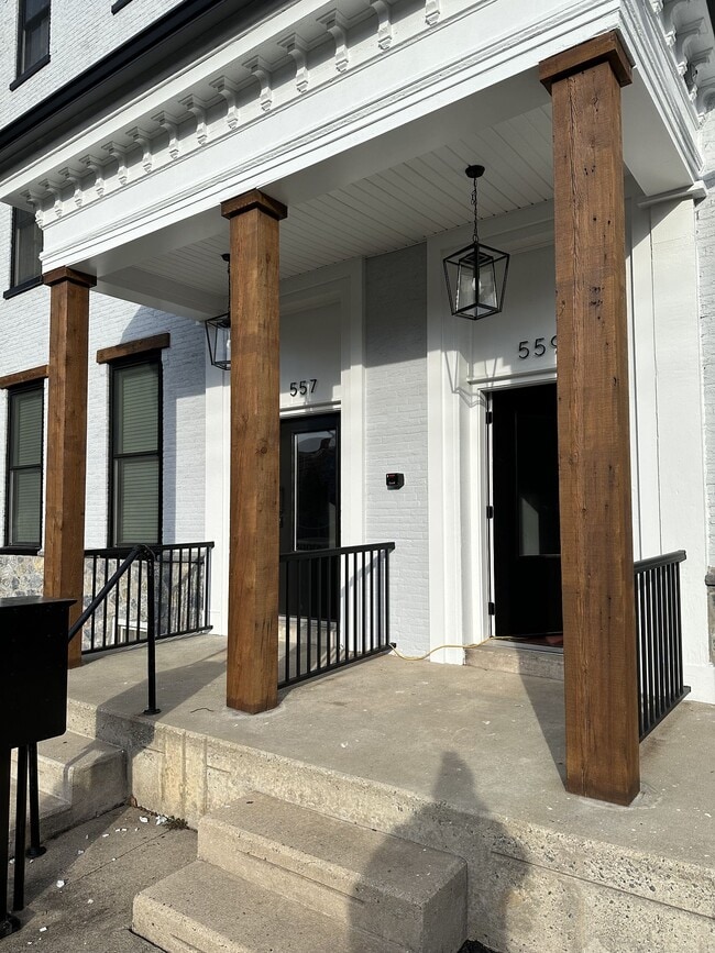 Photo - 559 Union St