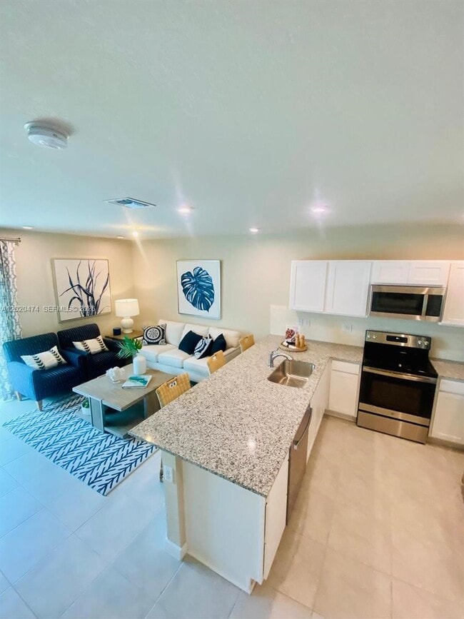 Photo - 440 NW 11th St