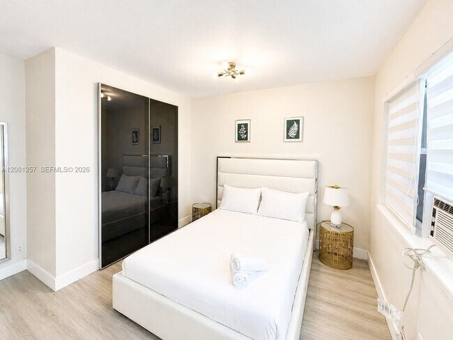 Photo - 10000 E Bay Harbor Dr Unit 14