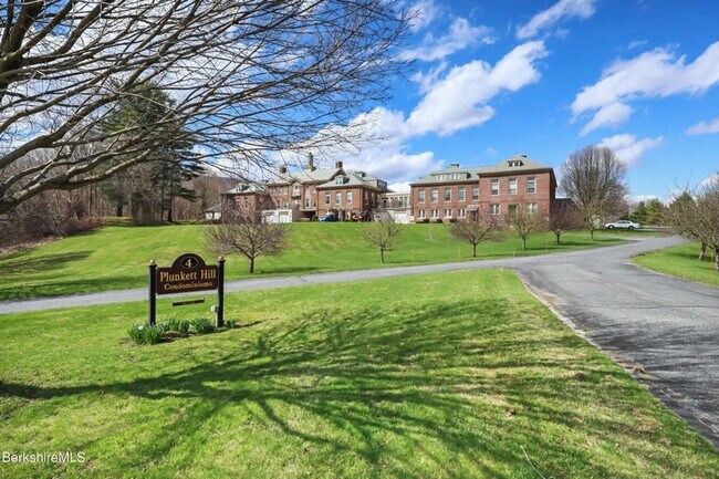 Photo - 4 Edmunds St Unidad M302