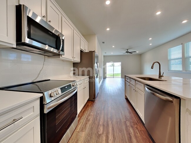Photo - 359 Onate Cir