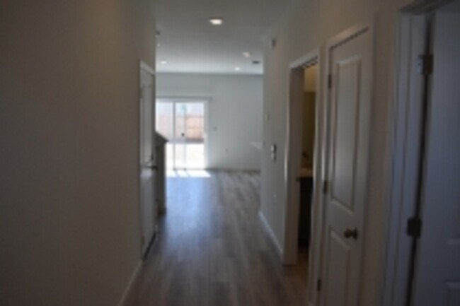 Photo - 4636 Sami Jo Dr