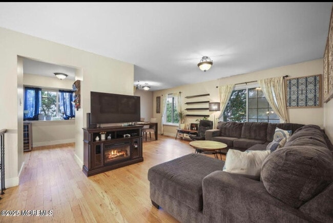 Photo - 16 Peachstone Rd