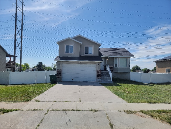 Building Photo - 4779 S 3200 W Rental