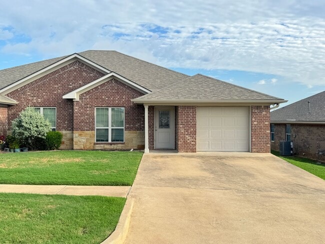 328 Princess Place