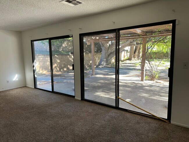 Photo - 10438 Cozycroft Ave