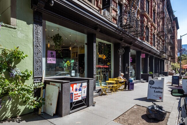 Acera - 72-74 Thompson St