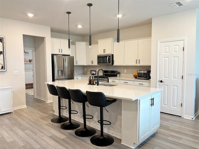 Photo - 4538 Emprise Way