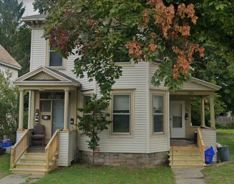 Photo - 1624 W Onondaga St Unit Upper west