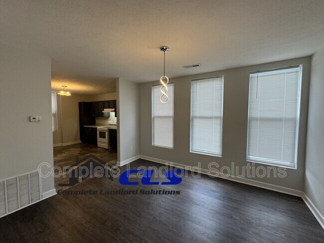 Photo - 1400 Wabash Ave Unit Myers Building Apartments