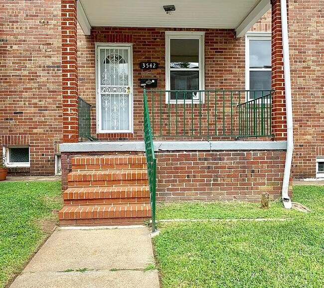 Photo - 3542 Lyndale Ave