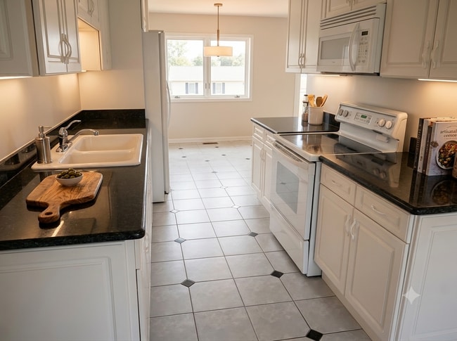 Photo - 1344 N Martel Ave Unidad 306