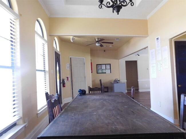 Building Photo - 13203 US-59