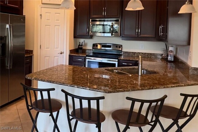 23611 Alamanda Dr Unit 202