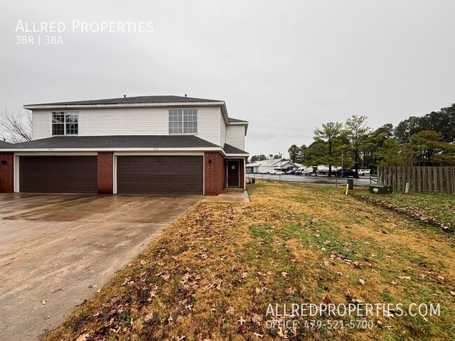 Photo - 954 N Daisy Ln