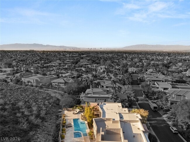 Photo - 1635 Liege Dr