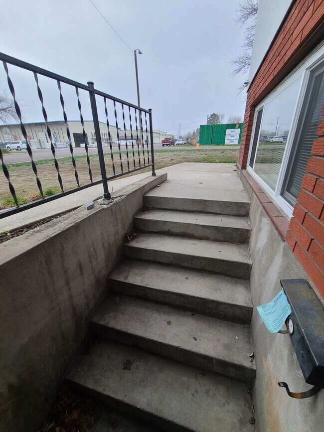 Photo - Knowles 4-Plex Unidad 326 Knowles