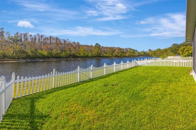 Photo - 19026 Fishermans Bend Dr