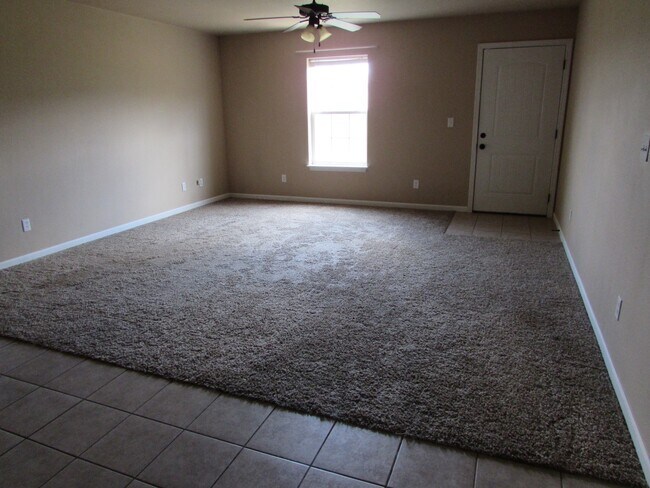 Photo - 6733-MF2-E2 Unidad B