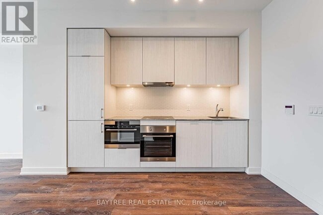 Photo - 158 Front St E Unité 521