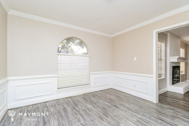 Photo - 15611 Pebble Bend Dr