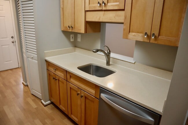 Photo - Gorgeous Updated Townhouse in the heart of...