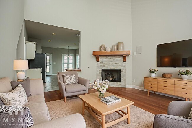 4751 W Petite Lp