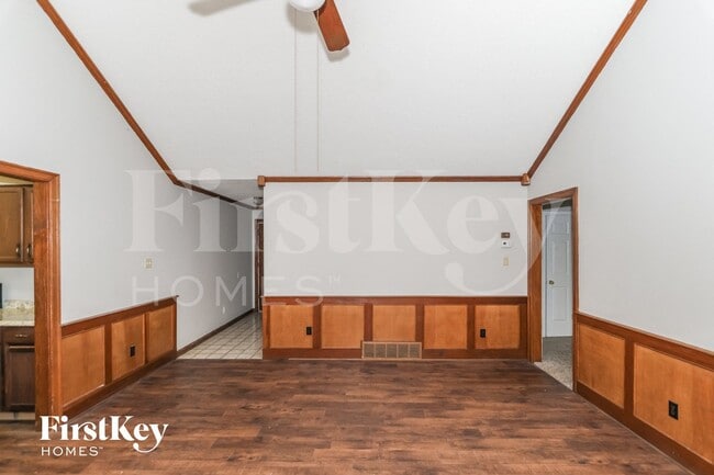 Photo - 3083 Dumbeath Rd